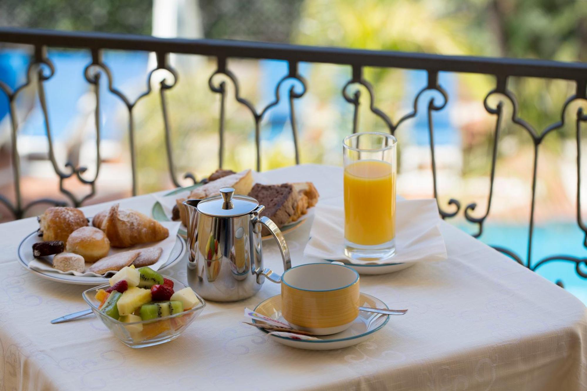 Hotel Torino Wellness&Spa Diano Marina Camera foto