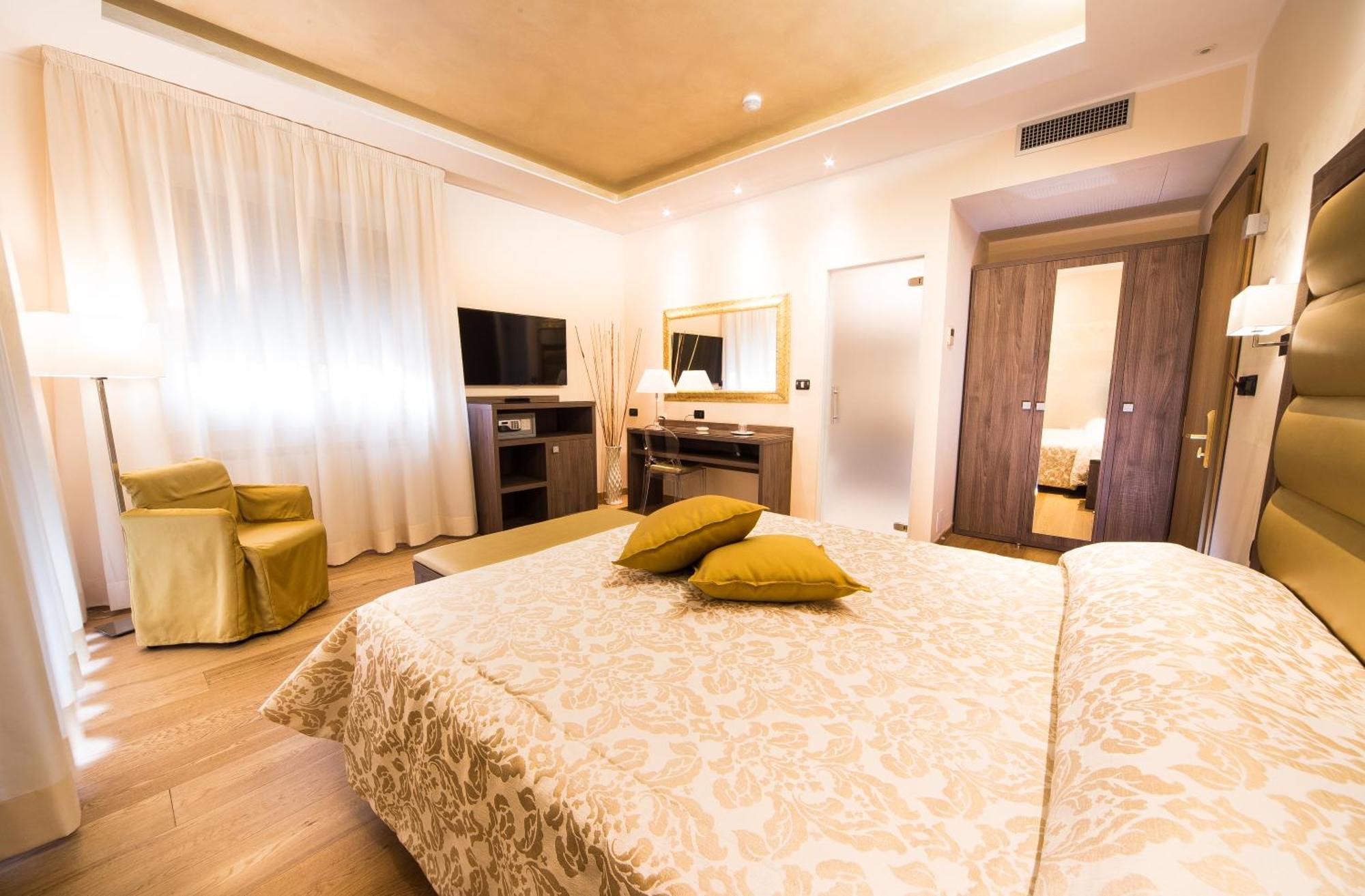 Hotel Torino Wellness&Spa Diano Marina Camera foto