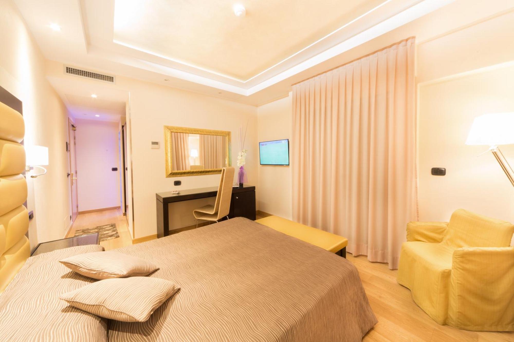 Hotel Torino Wellness&Spa Diano Marina Camera foto