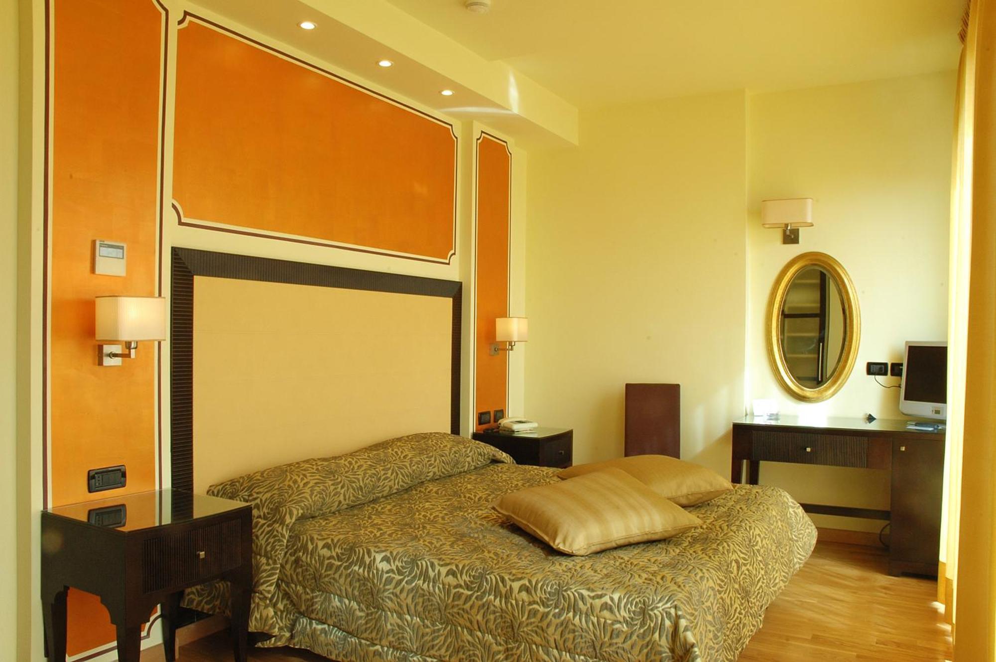 Hotel Torino Wellness&Spa Diano Marina Camera foto