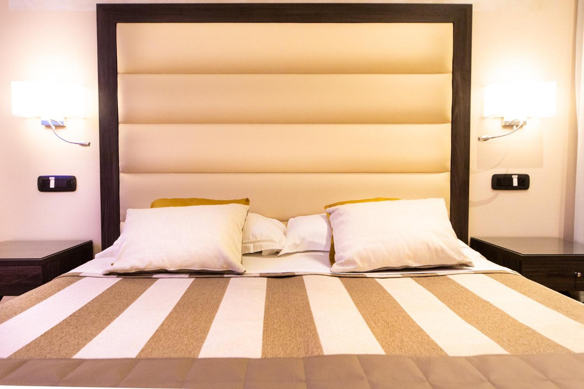 Hotel Torino Wellness&Spa Diano Marina Camera foto